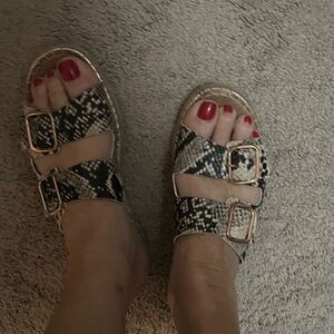 Maypol sandals